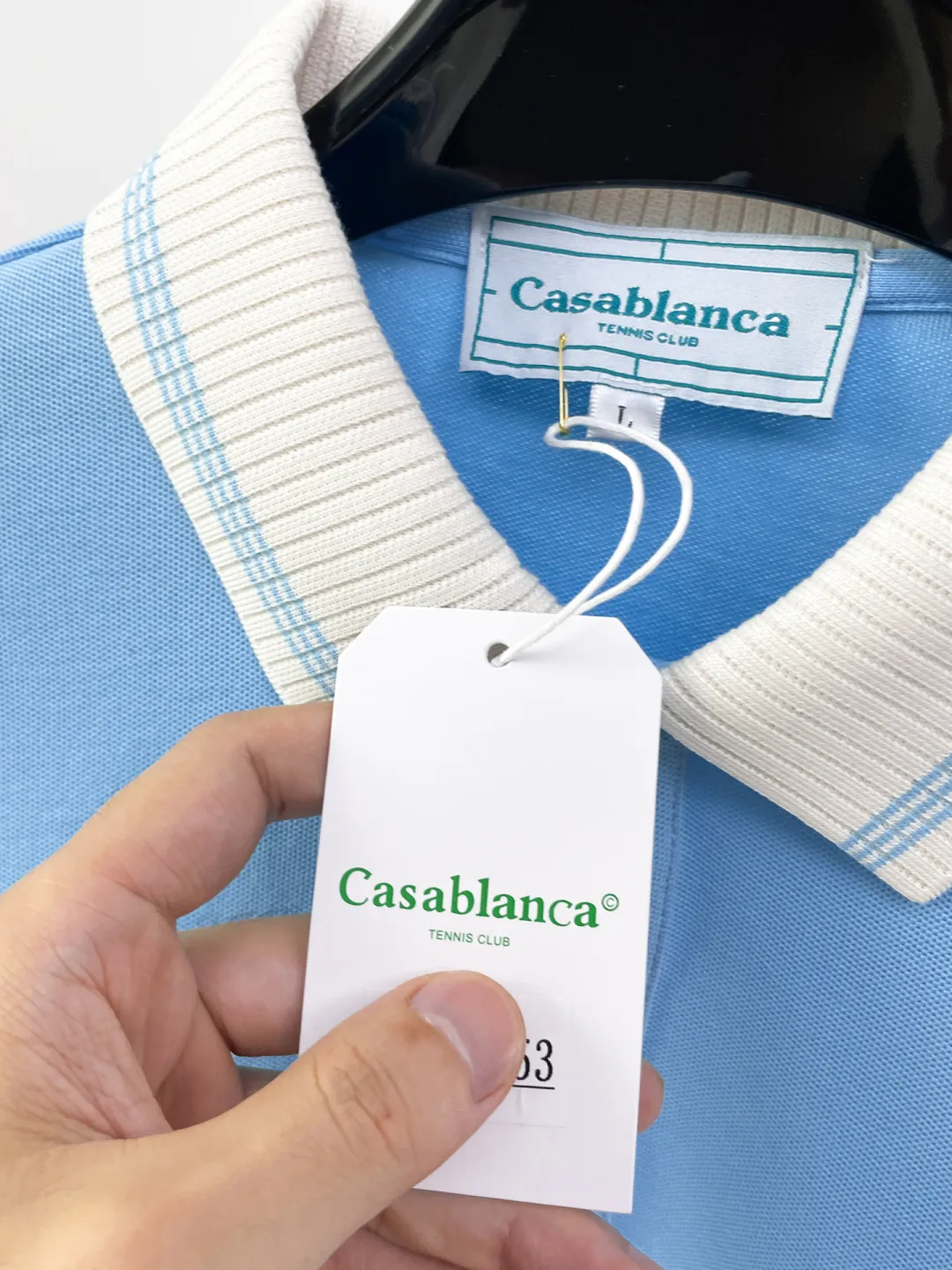 Casablanca New Arrival long-sleeved Polo shirt, original fabric, official Same Style, made of pure cotton pique fabric, custom-made in the same vat, feels very comfortable and smooth, very wide and stylish, produced by a first-line brand Factory, imported Behringer embroidery machine, embroidery is full and textured, collar and collar ribs are woven with imported yarn, will not deform after long-term wear, the most New Arrival style in autumn and winter, fashionable and individual, super Versatile and good-looking Very suitable for both men and women. A must-have item for everyone. Size: M-XXXL
